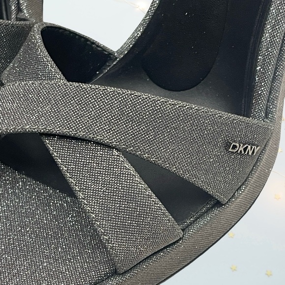 DKNY - Elegant Black Glitter Women's Heels in size 8 NWOT - Picture 3 of 12
